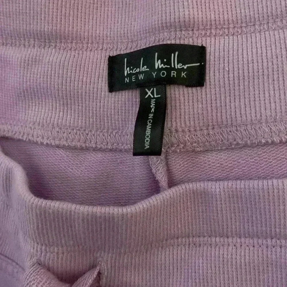 Women’s  Capri Nicole Miller NewYork Lavandar XL  with Draw String Waist NWOT - Picture 3 of 8